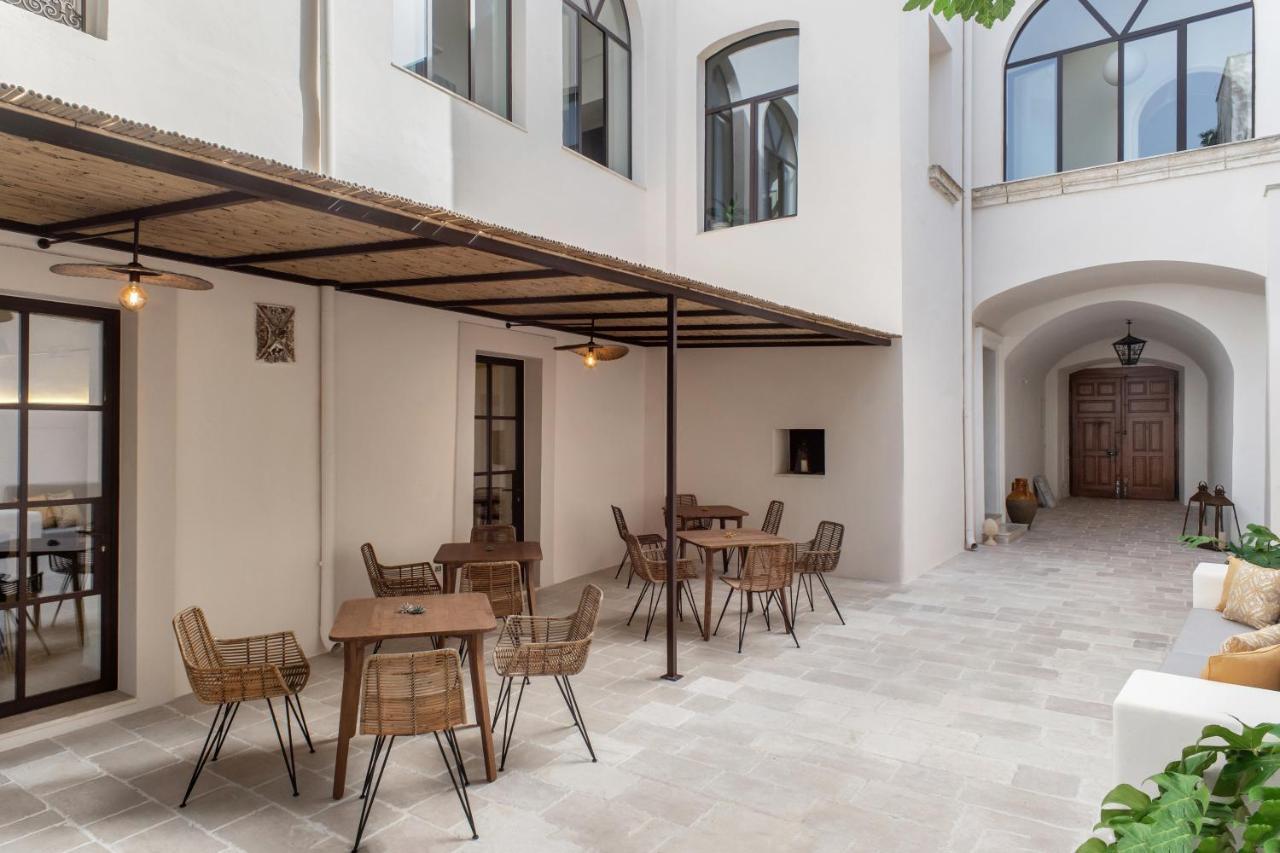 サルヴェ Palazzo Frangipane Bed & Breakfast エクステリア 写真