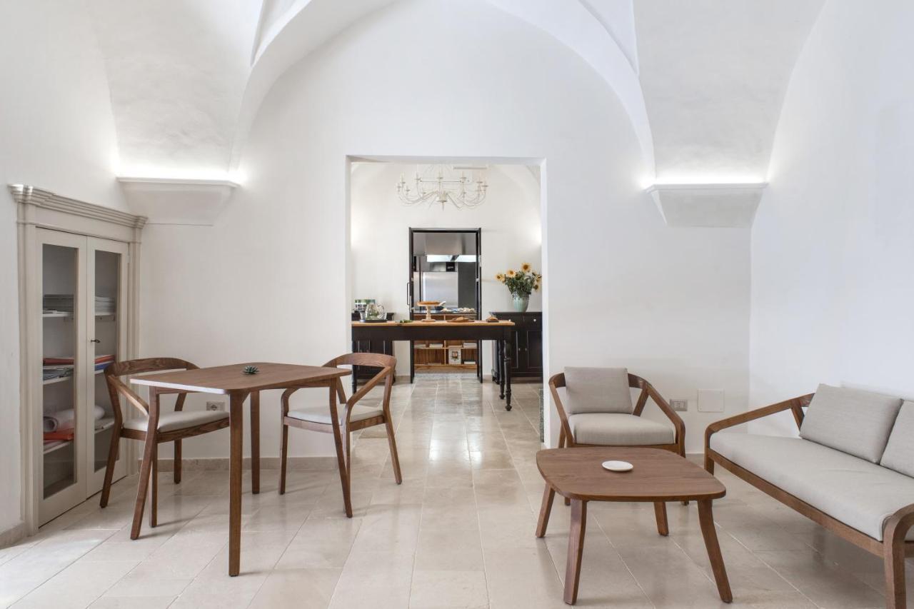 サルヴェ Palazzo Frangipane Bed & Breakfast エクステリア 写真