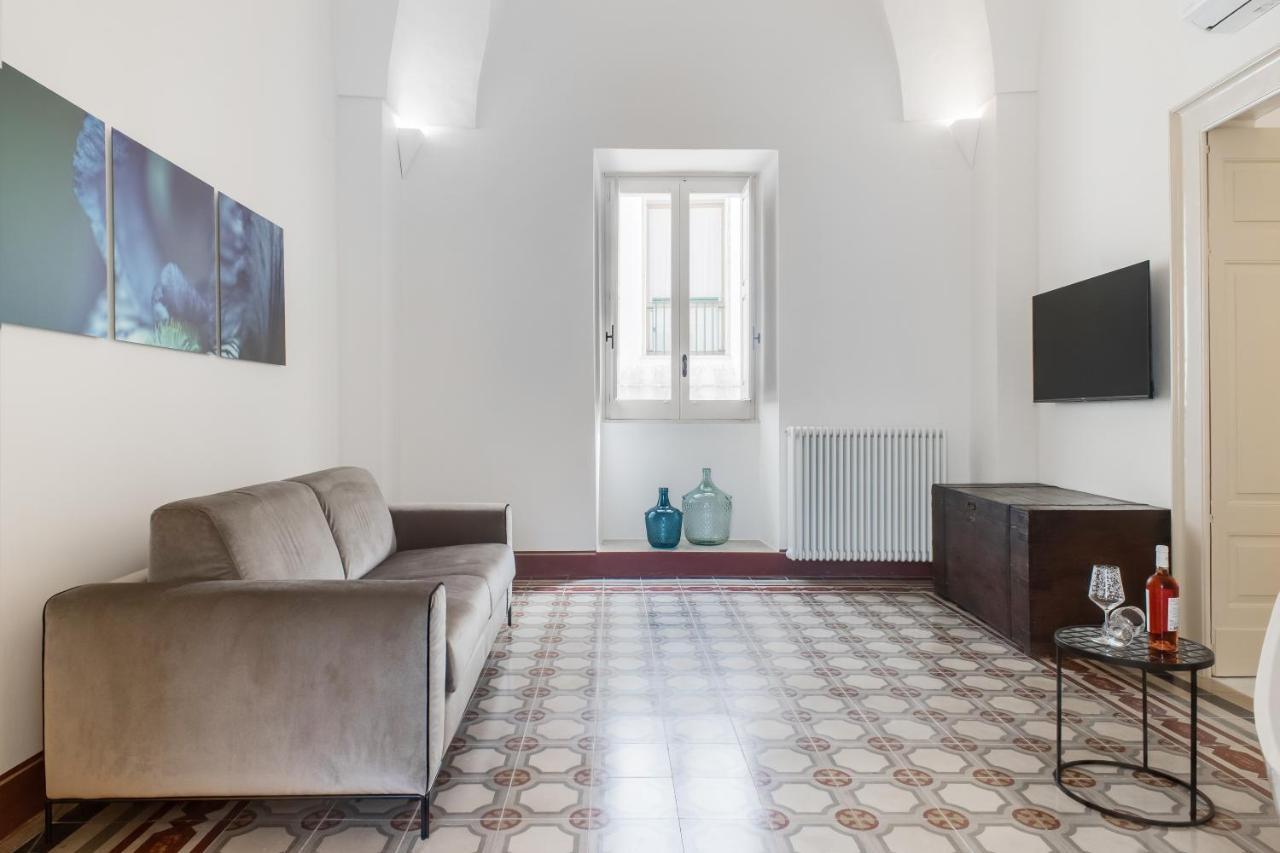 サルヴェ Palazzo Frangipane Bed & Breakfast エクステリア 写真