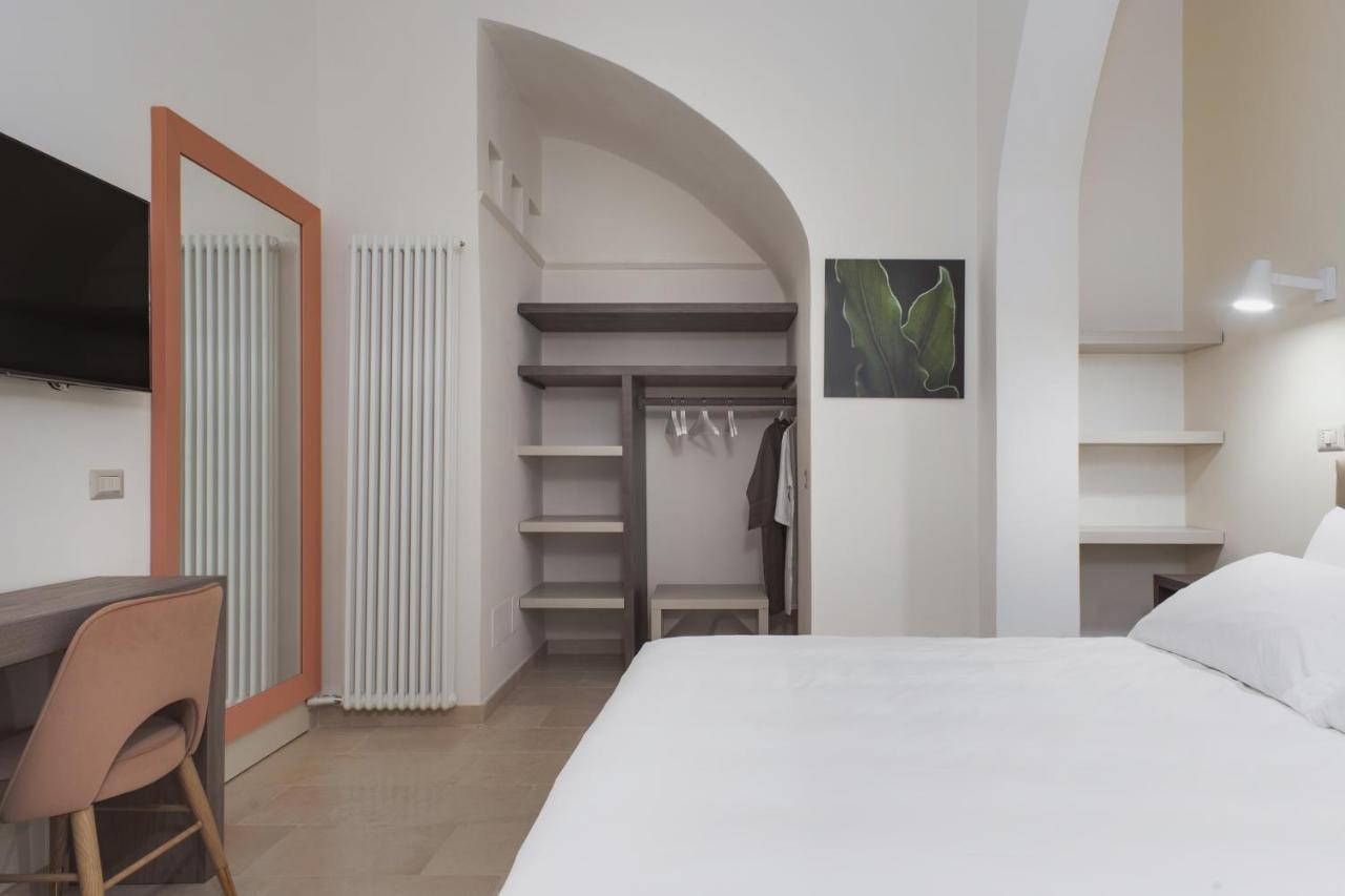 サルヴェ Palazzo Frangipane Bed & Breakfast エクステリア 写真