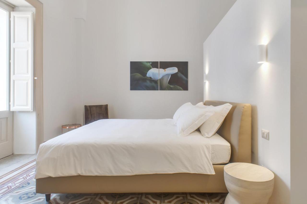サルヴェ Palazzo Frangipane Bed & Breakfast エクステリア 写真